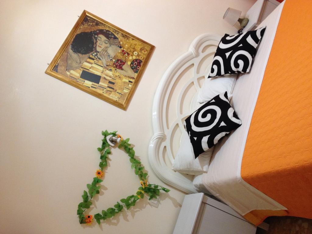 Vatican Golden Couette-café *